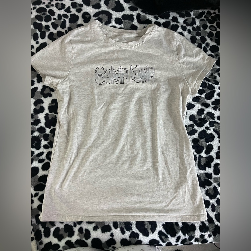 Calvin Klein Tshirt